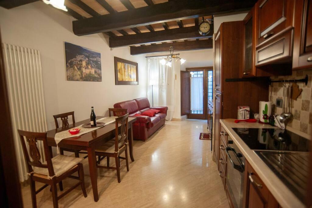 Apartmán Casa Dell'Oliveto "Parcheggio Gratuito" Narni Exteriér fotografie